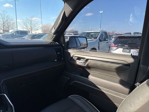 Used 2023 GMC Sierra 1500 AT4X image 14