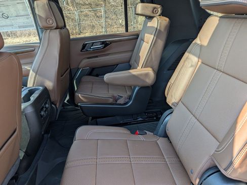 New 2026 Chevrolet Tahoe High Country AWD/4WD image 29