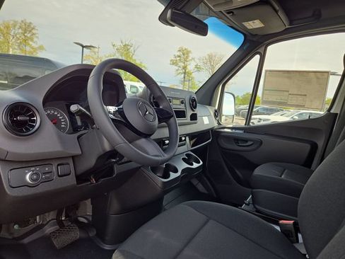 New 2026 Mercedes-Benz Sprinter 2500 image 24