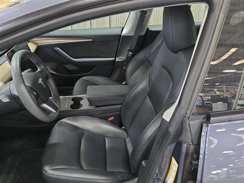 Used 2023 Tesla Model 3 Standard Range RWD image 5