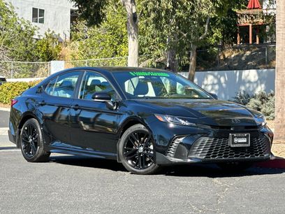Used 2025 Toyota Camry SE