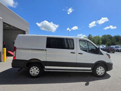 Used 2025 Ford Transit 250 Low Roof w/ Exterior Upgrade Package RWD image 2