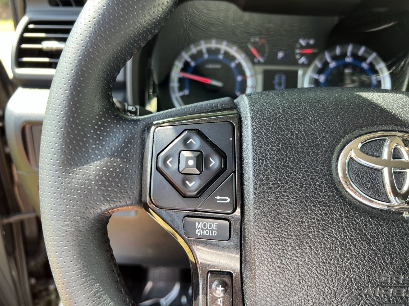 Used 2019 Toyota 4Runner Limited RWD image 30