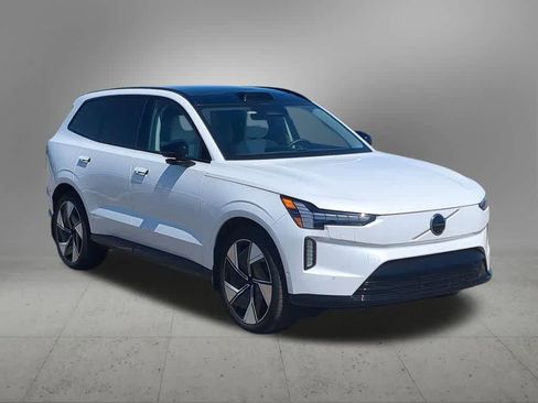 Used 2025 Volvo EX90 Ultra AWD/4WD image 8