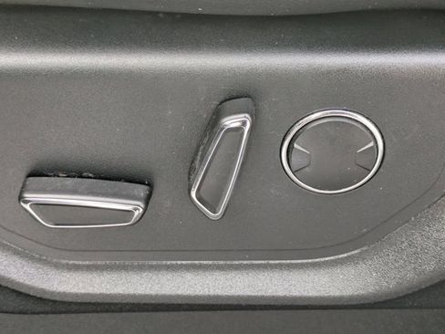 Used 2019 Ford Expedition Limited w/ Equipment Group 303A image 17