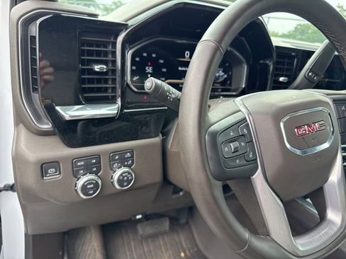 Used 2024 GMC Sierra 2500 SLT w/ SLT Premium Package AWD/4WD image 6