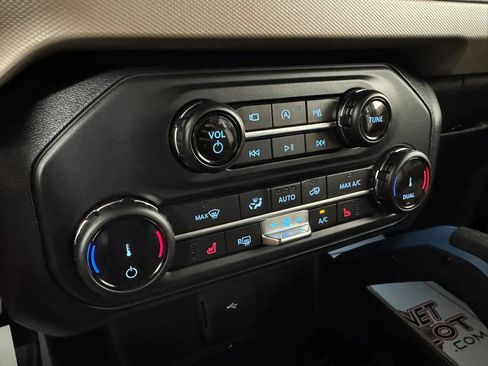 Used 2022 Ford Bronco Wildtrak AWD/4WD image 22