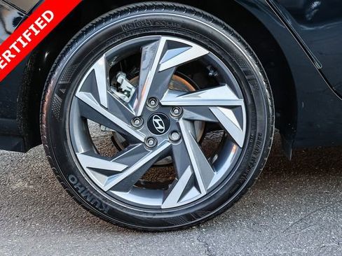 Certified 2024 Hyundai Elantra Limited image 8