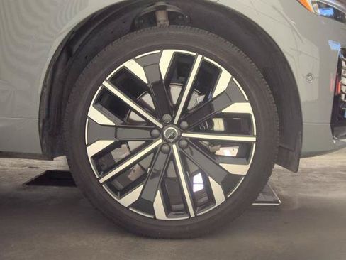 Used 2026 Volvo XC60 B5 Ultra AWD/4WD image 8