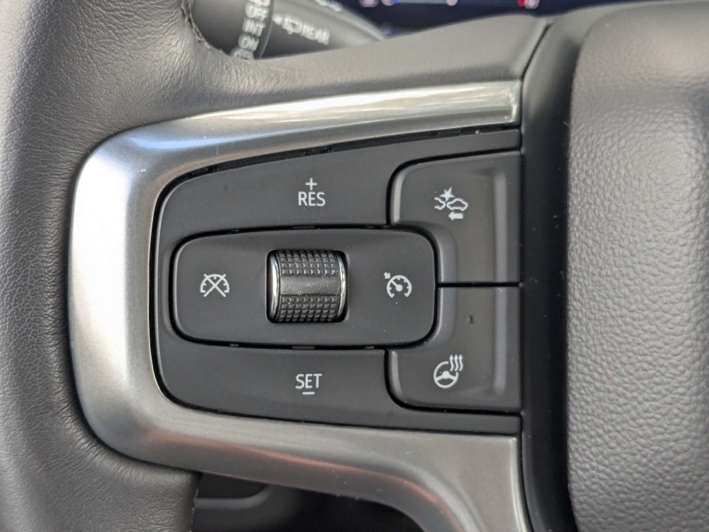 Used 2022 Chevrolet Tahoe LT w/ Luxury Package RWD image 33