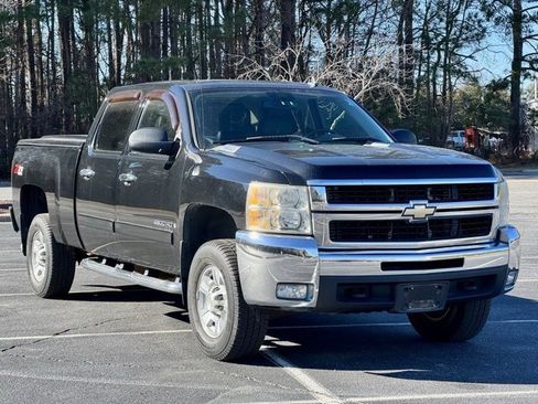 Used 2008 Chevrolet Silverado 2500 LTZ w/ Safety Package image 11