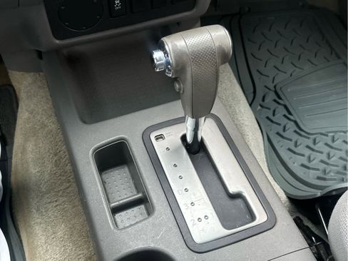 Used 2013 Nissan Frontier S image 29