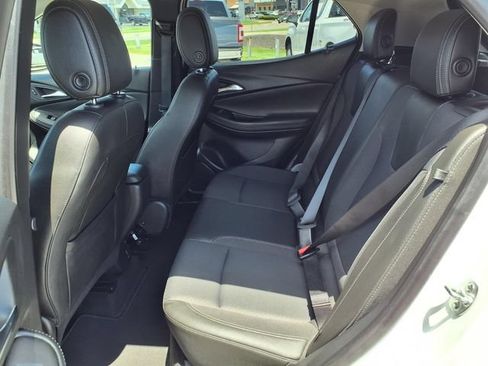 Used 2025 Buick Encore GX Preferred FWD image 24