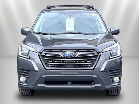 Certified 2023 Subaru Forester Premium image 2