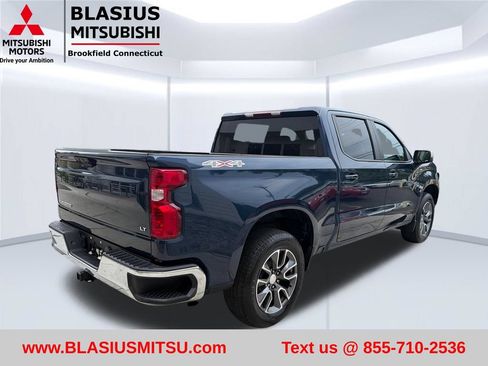 Used 2023 Chevrolet Silverado 1500 LT AWD/4WD image 8