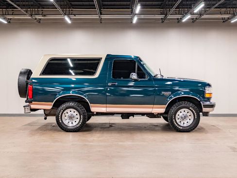 Used 1995 Ford Bronco XL AWD/4WD image 26