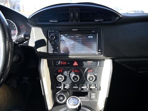 Used 2014 Subaru BRZ Limited image 24