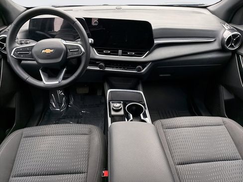 Used 2026 Chevrolet Equinox LT AWD/4WD image 14