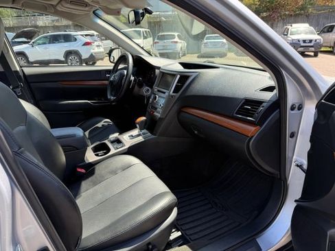 Used 2014 Subaru Outback 2.5i Limited AWD/4WD image 33