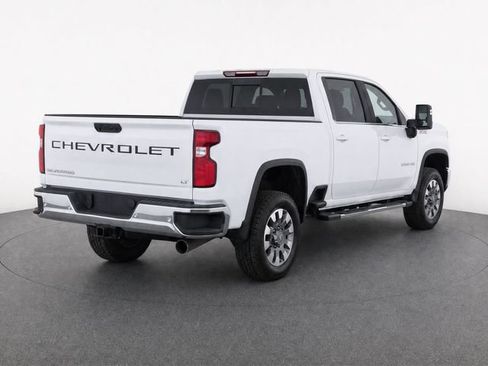 Used 2025 Chevrolet Silverado 2500 LT w/ All Star Edition AWD/4WD image 3
