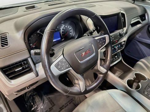 Used 2020 GMC Terrain SLT w/ Preferred Package FWD image 11