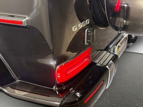 Used 2019 Mercedes-Benz G 550 image 16