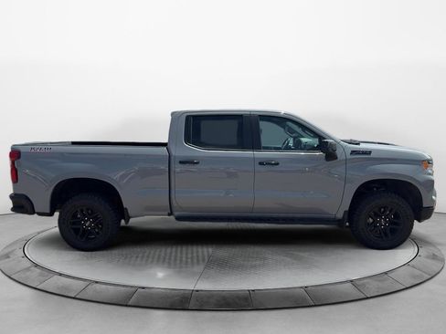 Used 2024 Chevrolet Silverado 1500 LT Trail Boss w/ Convenience Package II image 4