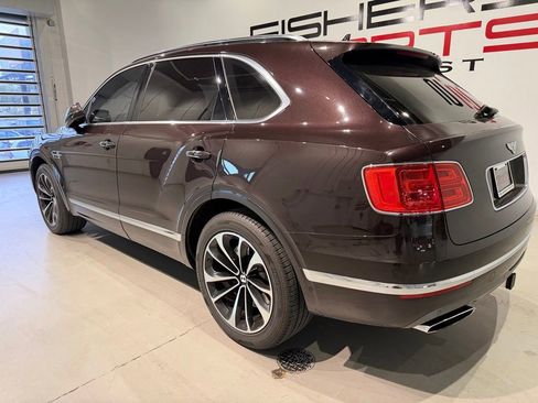 Used 2018 Bentley Bentayga AWD/4WD image 7