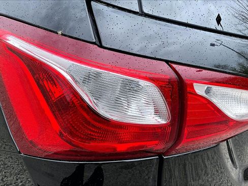 Used 2019 Chevrolet Equinox LT AWD/4WD image 28