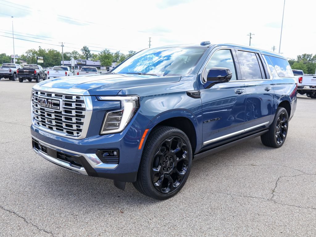 New 2026 GMC Yukon XL Denali w/ Denali Reserve Package AWD/4WD image 35