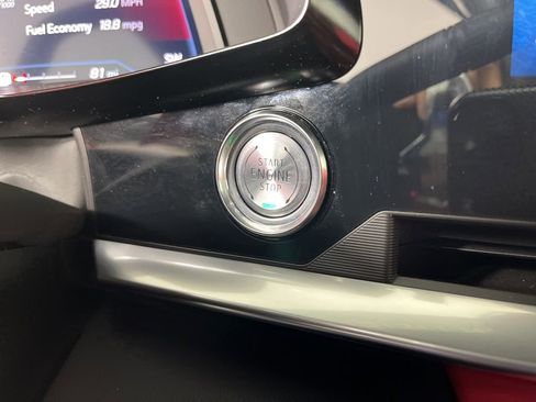 Certified 2024 Chevrolet Corvette Stingray Preferred Cpe w/ 2LT image 32