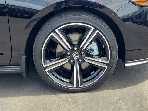 Used 2024 Honda Accord Sport image 5