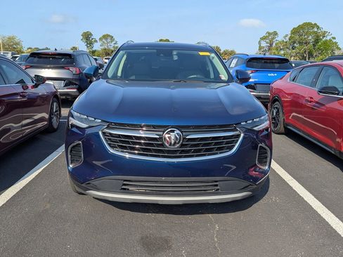 Used 2023 Buick Envision Essence image 2