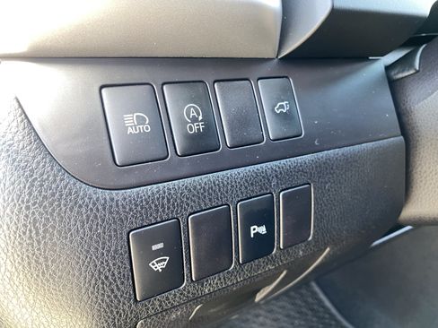 Used 2017 Toyota Highlander Limited w/ Carpet Mat Package AWD/4WD image 21