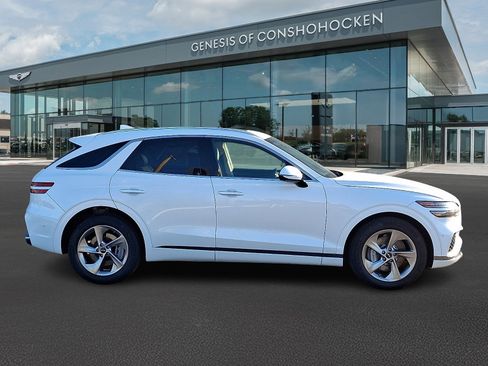 Certified 2026 Genesis GV70 2.5T Advanced AWD/4WD image 7