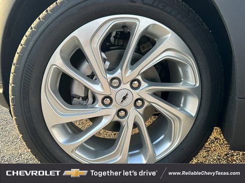 New 2027 Chevrolet Bolt LT w/ Comfort Package image 8