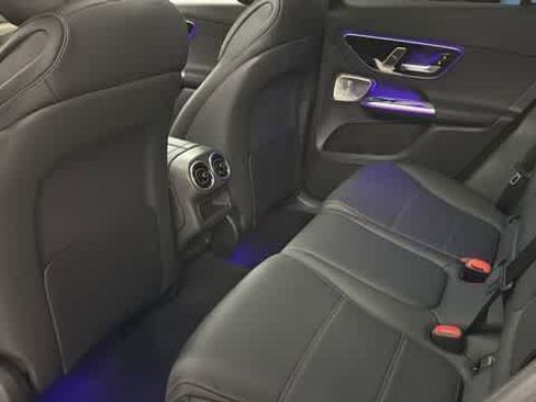 Used 2026 Mercedes-Benz GLC 300 4MATIC image 28