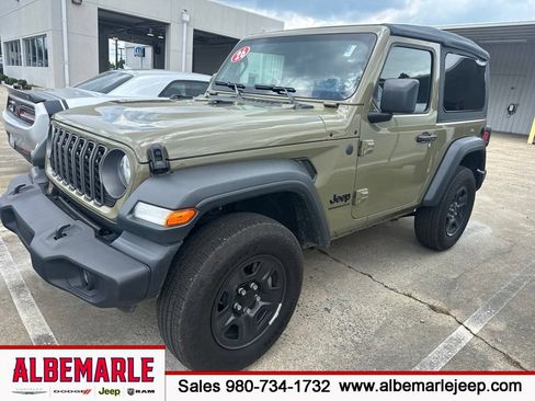 Used 2026 Jeep Wrangler Sport AWD/4WD image 1