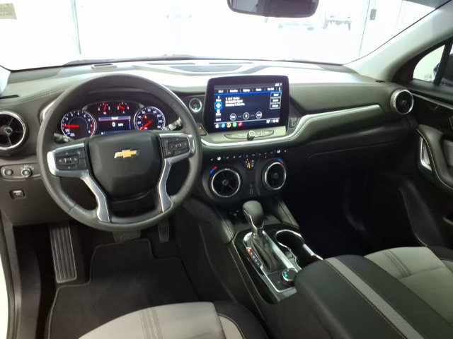 Used 2023 Chevrolet Blazer LT w/ Convenience Package FWD image 13