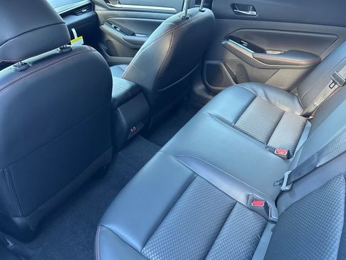 New 2025 Nissan Altima 2.5 SR image 10