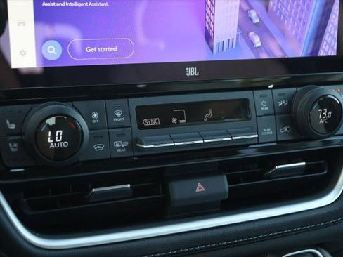 Certified 2025 Toyota Grand Highlander FWD image 20