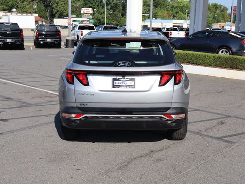 Used 2024 Hyundai Tucson SE FWD image 9