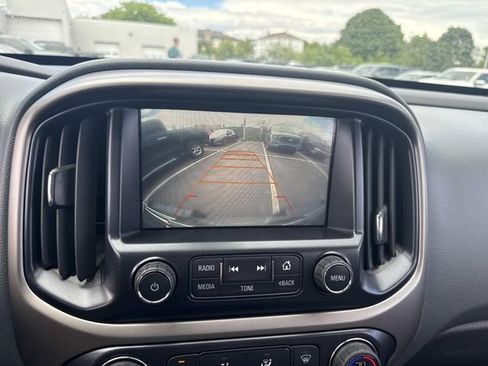 Used 2016 Chevrolet Colorado Z71 AWD/4WD image 31