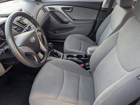 Used 2016 Hyundai Elantra SE image 14