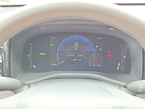 Used 2025 Toyota Camry LE image 21