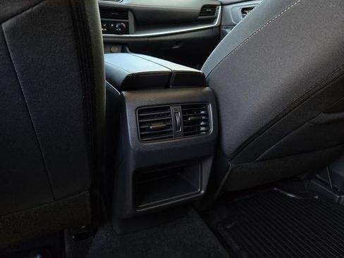 Used 2026 Nissan Rogue S FWD image 13