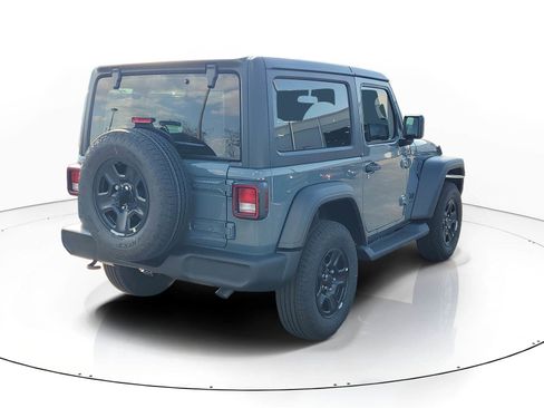 Used 2026 Jeep Wrangler Sport AWD/4WD image 4