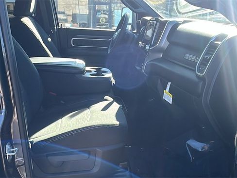 Used 2025 RAM 2500 Big Horn image 33