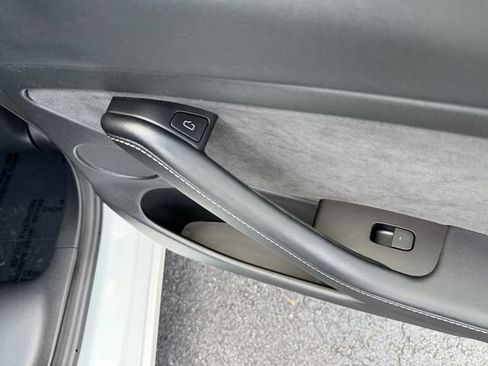 Used 2023 Tesla Model 3 Standard Range RWD image 24