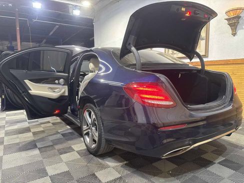 Used 2019 Mercedes-Benz E 300 4MATIC w/ Premium 1 Package image 12